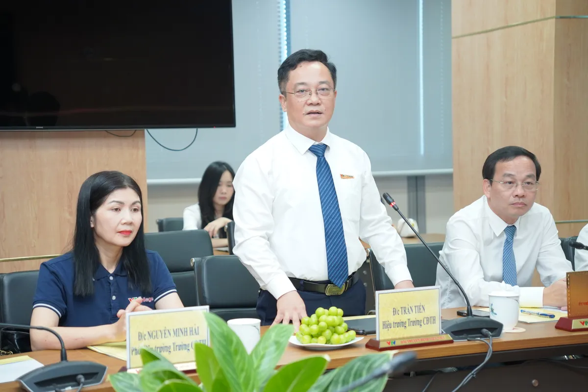 Hợp t&aacute;c chuẩn h&oacute;a nguồn nh&acirc;n lực truyền th&ocirc;ng số v&agrave; nghiệp vụ livestream - Ảnh 3.