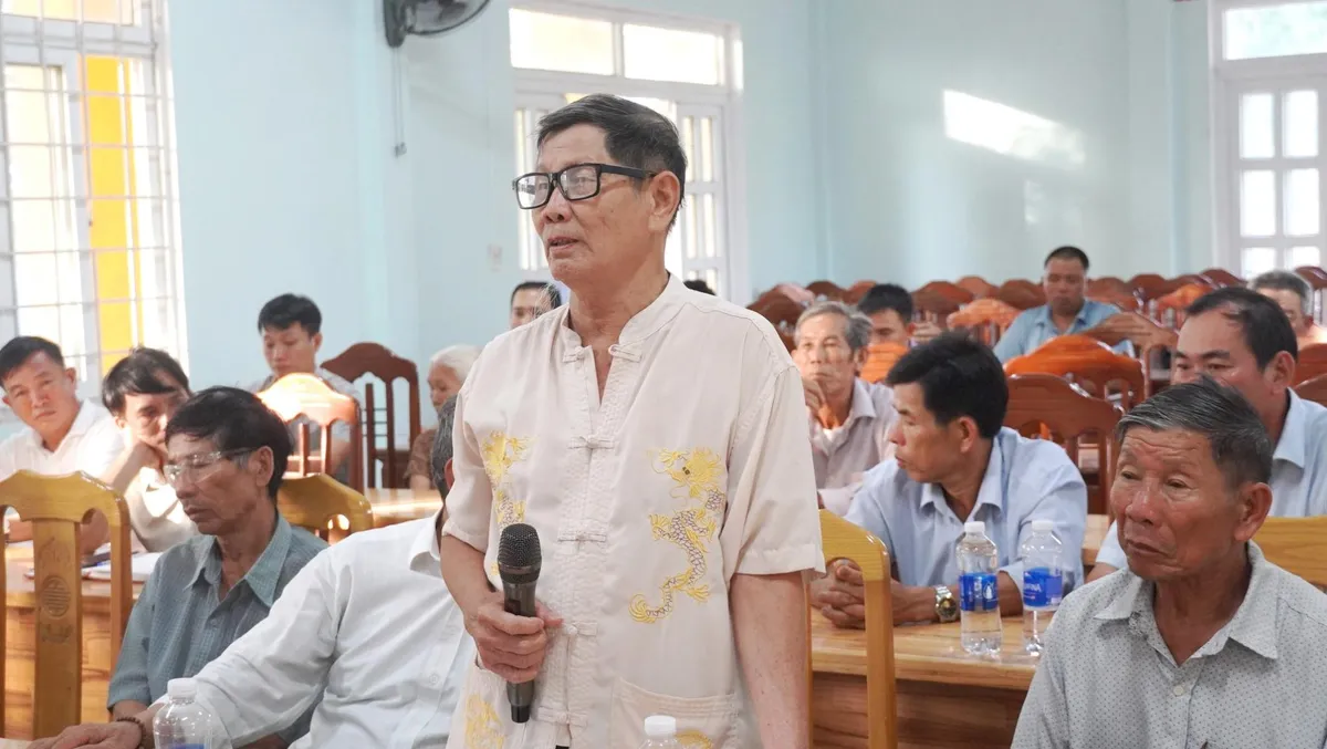 L&atilde;nh đạo Quảng Trị đối thoại với người d&acirc;n tại dự &aacute;n đường ven biển 600 tỷ đồng- Ảnh 2.