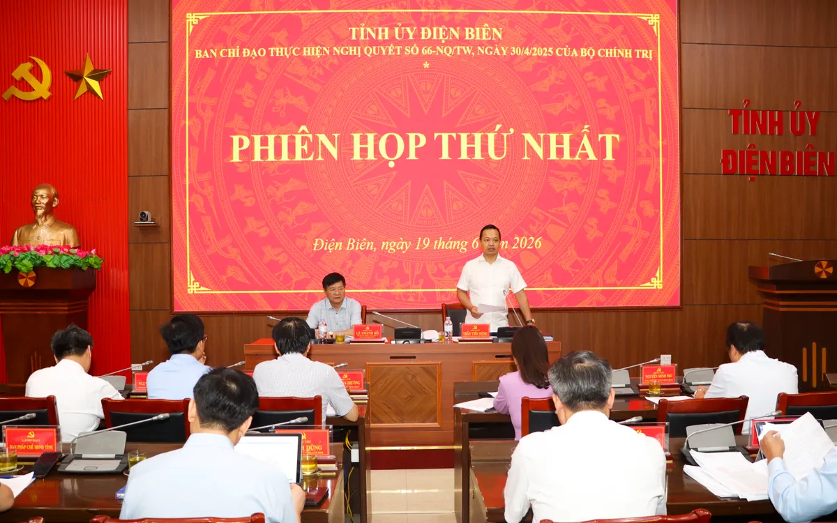 Quang cảnh phiên họp. Ảnh: PT