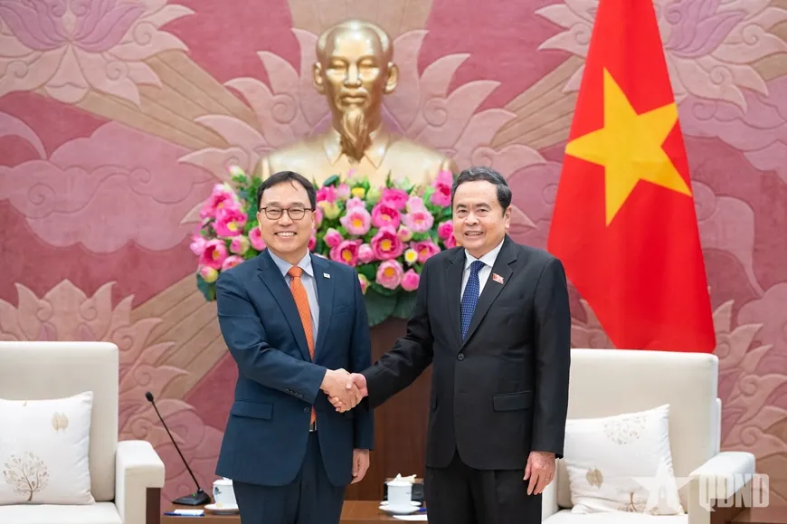 Chủ tịch Quốc hội Trần Thanh Mẫn: Quan hệ Việt Nam - H&agrave;n Quốc tiếp tục ph&aacute;t triển to&agrave;n diện v&agrave; thực chất- Ảnh 1.