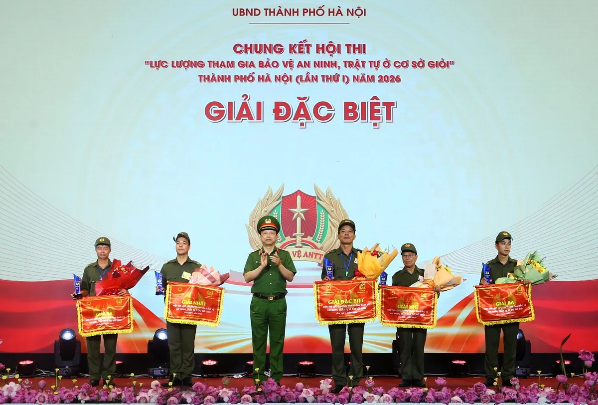 S&ocirc;i nổi Chung kết Hội thi "Lực lượng tham gia bảo vệ ANTT ở cơ sở giỏi" TP H&agrave; Nội - Ảnh 2.