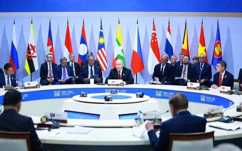 Phiên toàn thể Hội nghị Cấp cao Kỷ niệm 35 năm quan hệ ASEAN - Nga - Ảnh: VGP