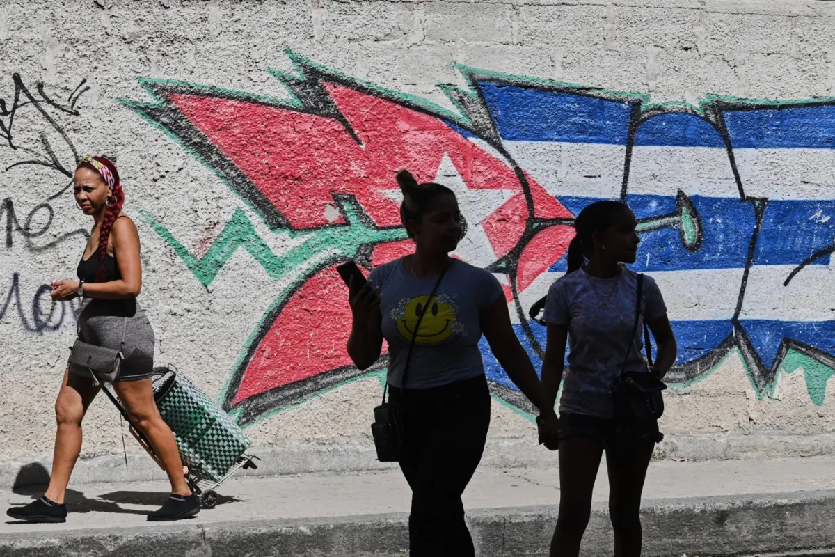 Cuba mở rộng cải cách kinh tế chưa từng có- Ảnh 1. Cuba mở rộng cải cách kinh tế chưa từng có- Ảnh 1.