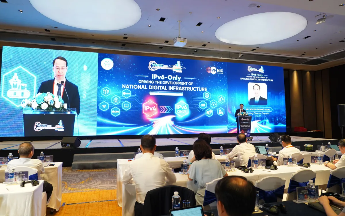 Toàn cảnh Hội nghị VNNIC Internet Conference 2026 với chủ đề "Triển khai IPv6-Only – Động lực phát triển hạ tầng số quốc gia". Ảnh: Bộ KH&CN