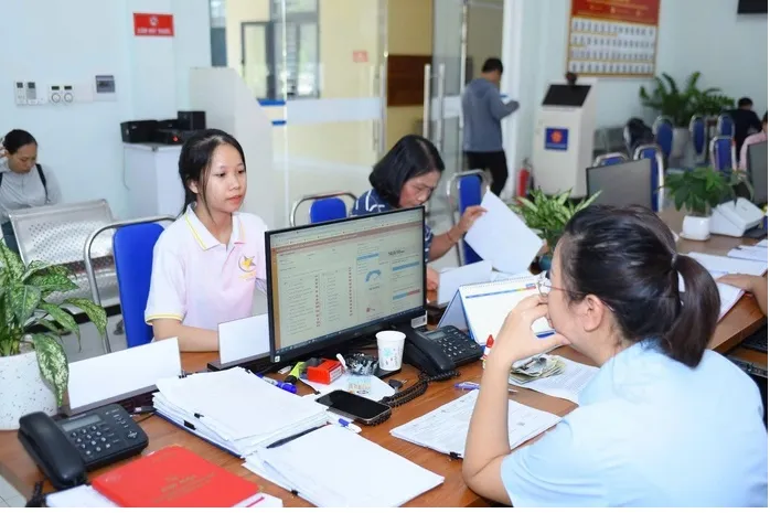 Thủ tục đất đai, đầu tư tăng tốc nhờ phân cấp mạnh về cơ sở - Ảnh 1.