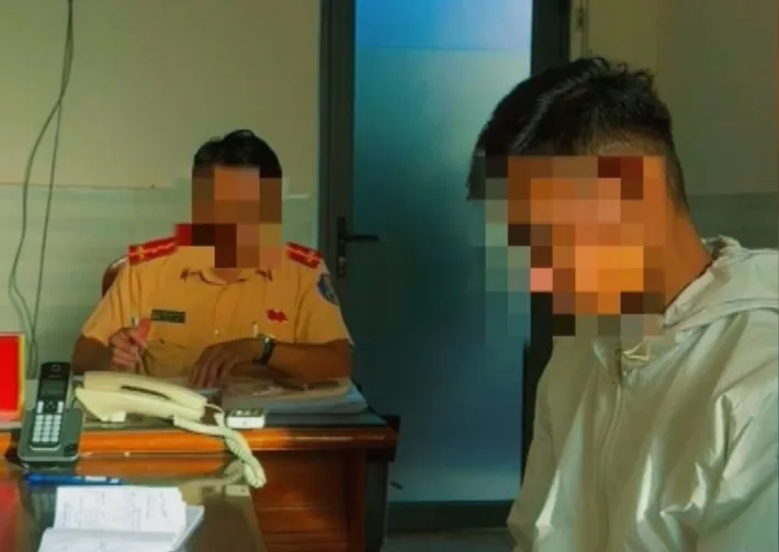 Đ&agrave; Nẵng: Xử l&yacute; 2 thanh ni&ecirc;n r&uacute; ga, nẹt p&ocirc; g&acirc;y rối trật tự c&ocirc;ng cộng- Ảnh 2.
