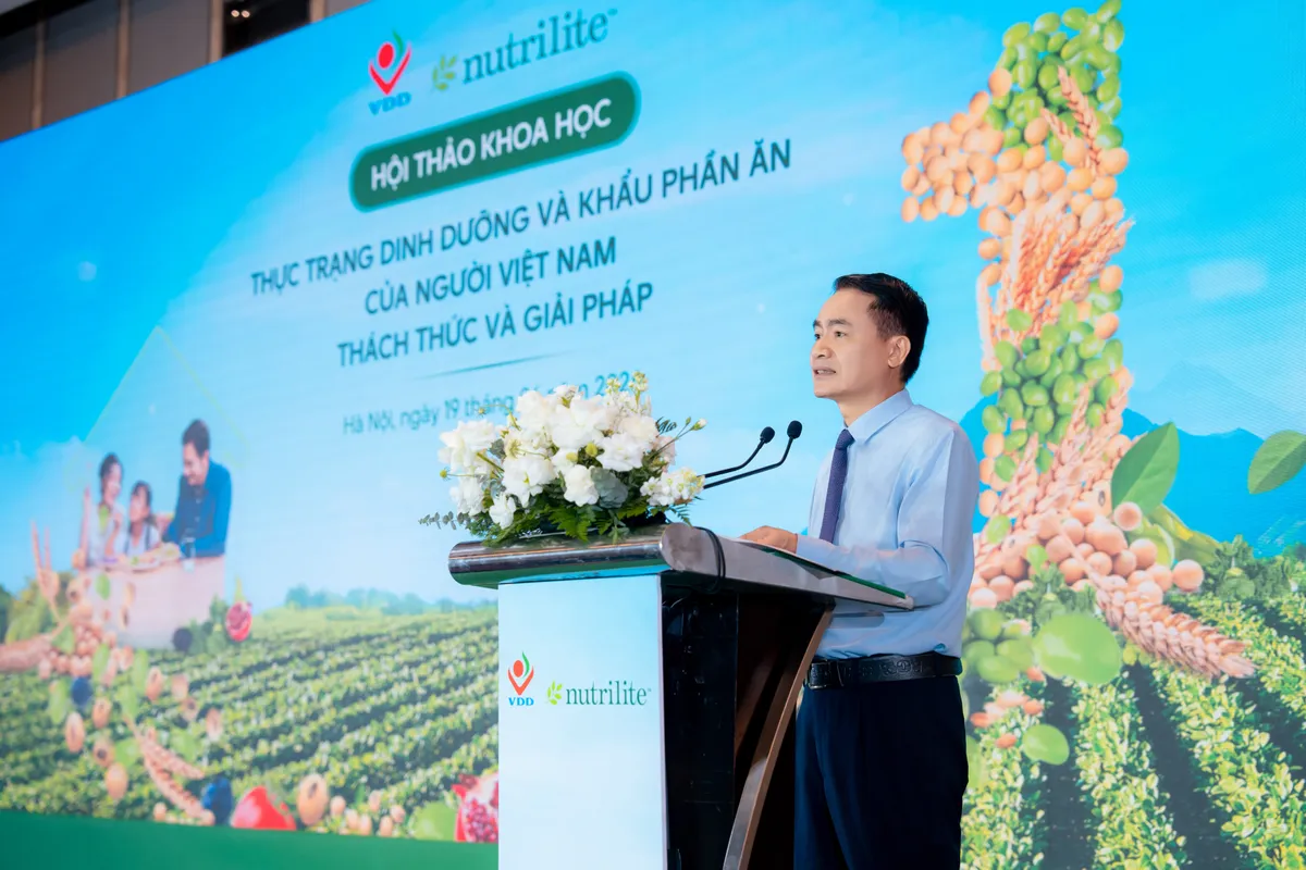 Dinh dưỡng trước g&aacute;nh nặng k&eacute;p: Thừa c&acirc;n tăng, thiếu vi chất vẫn phổ biến- Ảnh 2.