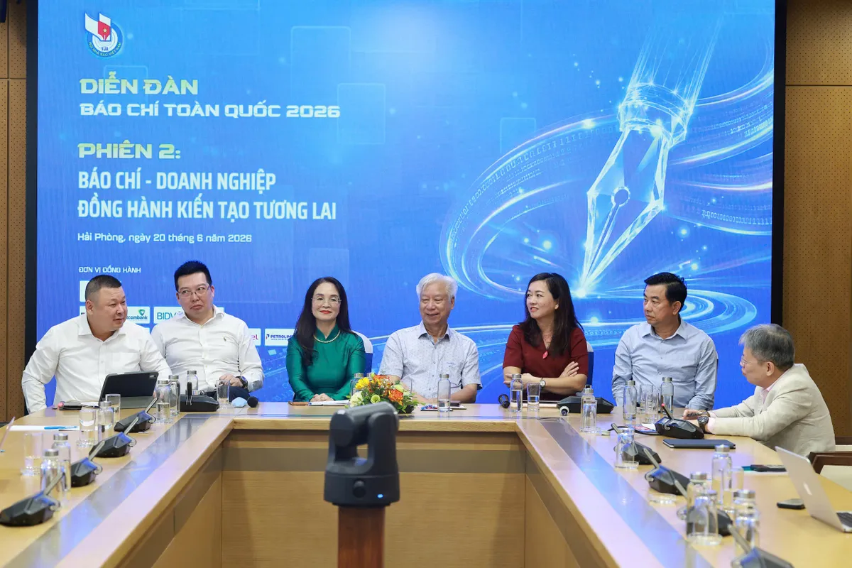 S&ocirc;i nổi c&aacute;c phi&ecirc;n thảo luận tại Diễn đ&agrave;n B&aacute;o ch&iacute; to&agrave;n quốc 2026 - Ảnh 4.