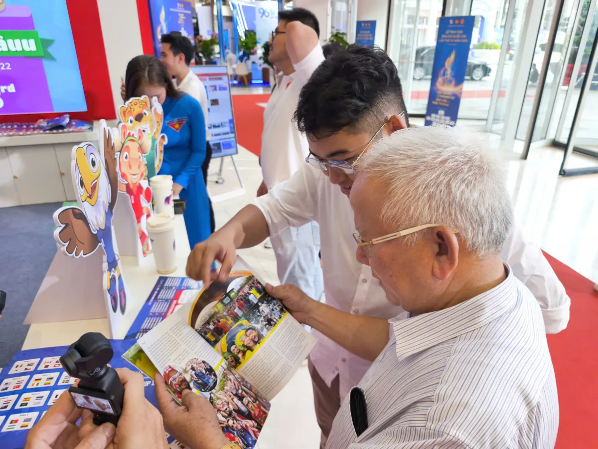 Kh&aacute;n giả VTV h&agrave;o hứng trải nghiệm K&ecirc;nh Thể thao tại Hội b&aacute;o To&agrave;n quốc 2026 - Ảnh 5.