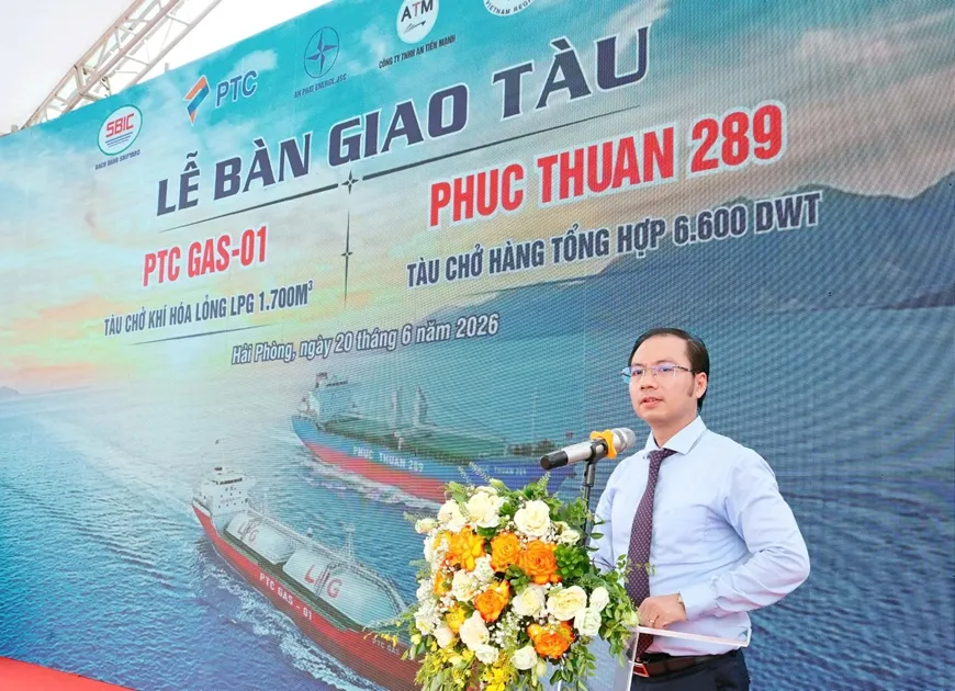B&agrave;n giao t&agrave;u chở kh&iacute; h&oacute;a lỏng LPG 1.700m&sup3; v&agrave; t&agrave;u chở h&agrave;ng tổng hợp 6.600 tấn- Ảnh 3.