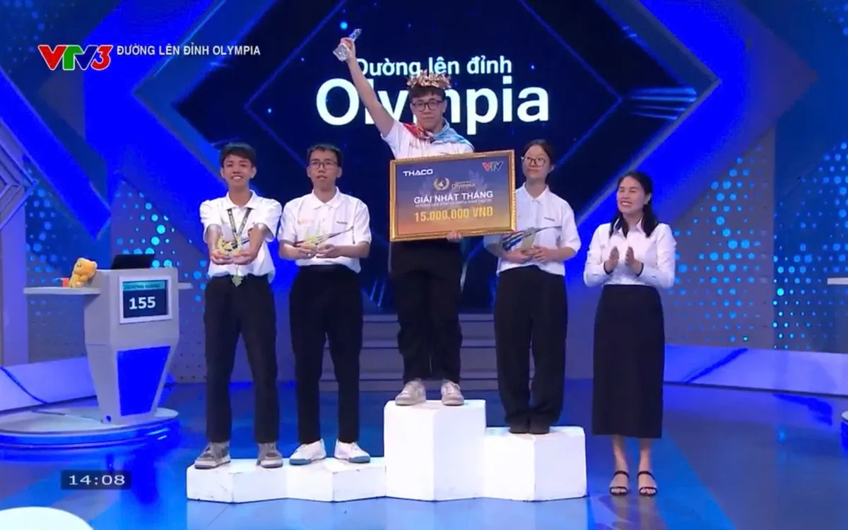 Đường l&ecirc;n đỉnh Olympia: Nam sinh H&agrave; Nội xuất sắc gi&agrave;nh tấm v&eacute; v&agrave;o cuộc thi Qu&yacute; III- Ảnh 6.