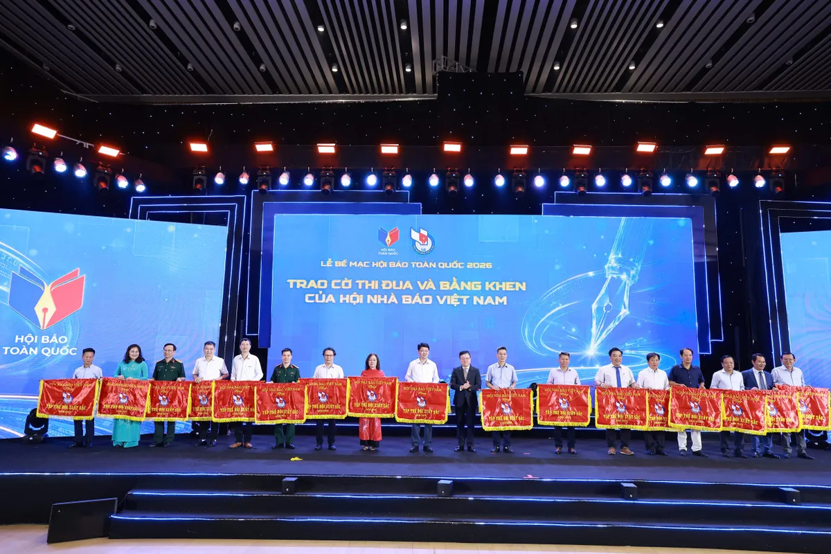 Bế mạc Hội b&aacute;o To&agrave;n quốc 2026: Trao 46 giải Sản phẩm b&aacute;o ch&iacute; ấn tượng đặc sắc v&agrave; 57 giải Gian trưng b&agrave;y ấn tượng- Ảnh 4.