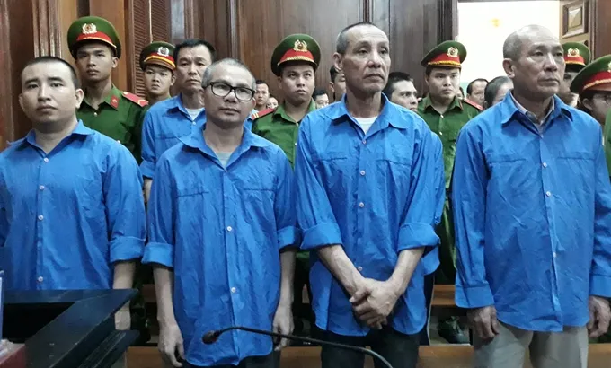Ba tử t&ugrave; tiếp tục bị truy tố trong đường d&acirc;y vận chuyển gần 100kg heroin từ L&agrave;o về Việt Nam- Ảnh 1.