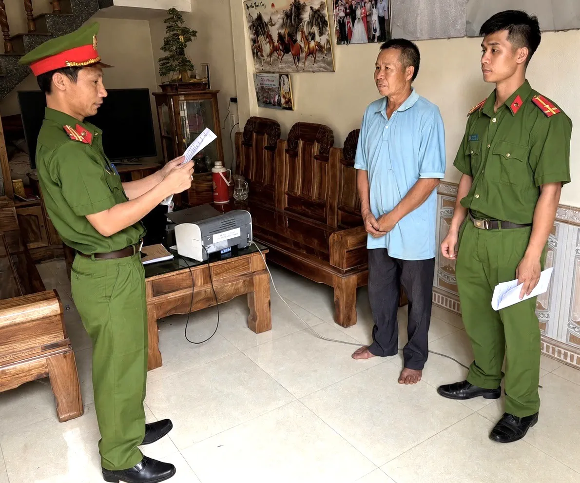 Khởi tố 3 đối tượng thu mua lợn mắc dịch tả lợn ch&acirc;u Phi để giết mổ, ti&ecirc;u thụ- Ảnh 2.