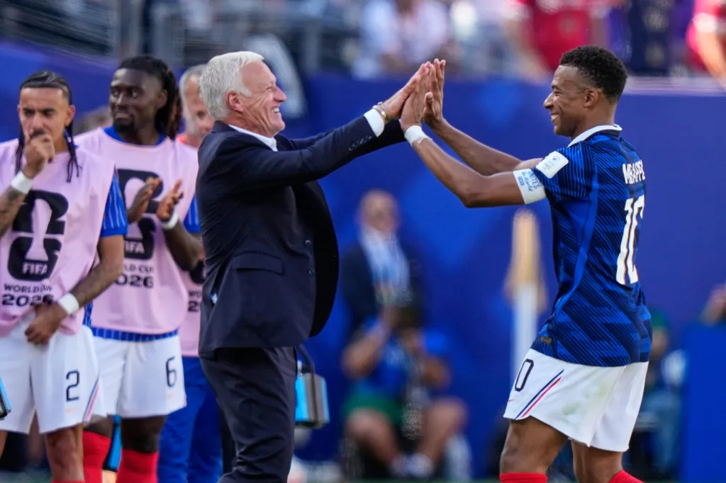 Mbappé đang có một kỳ World Cup kỷ lục- Ảnh 2. Mbappé đang có một kỳ World Cup kỷ lục- Ảnh 2.
