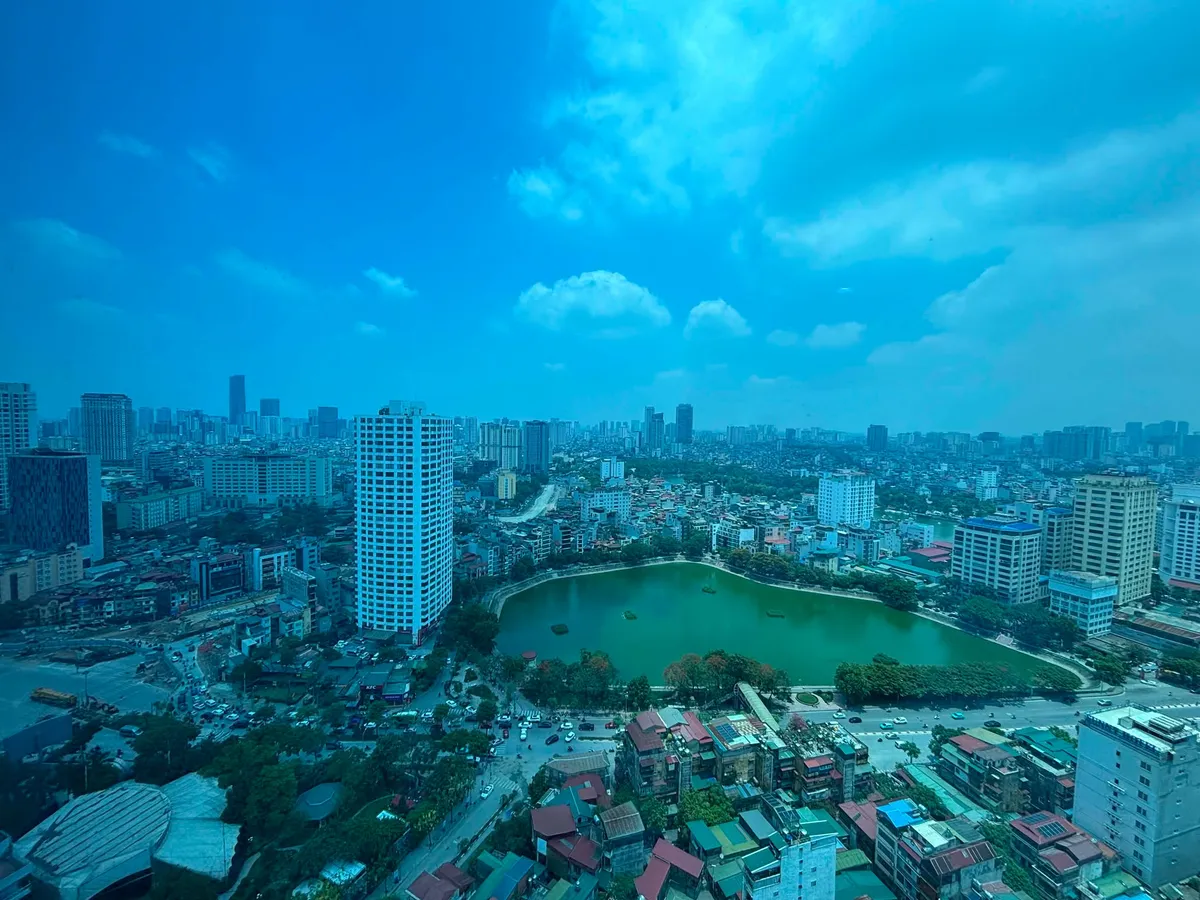 Ph&aacute;t triển H&agrave; Nội theo m&ocirc; h&igrave;nh ch&ugrave;m đ&ocirc; thị đa tầng, đa lớp, đa cực, đa trung t&acirc;m - Ảnh 1.