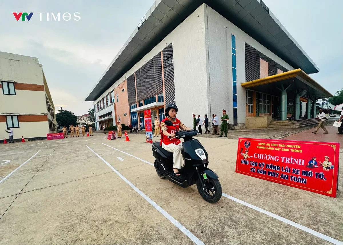 Th&aacute;i Nguy&ecirc;n: Th&iacute; điểm chiến dịch đ&agrave;o tạo kỹ năng l&aacute;i xe an to&agrave;n, xử l&yacute; hơn 1.800 trường hợp vi phạm giao th&ocirc;ng - Ảnh 1.