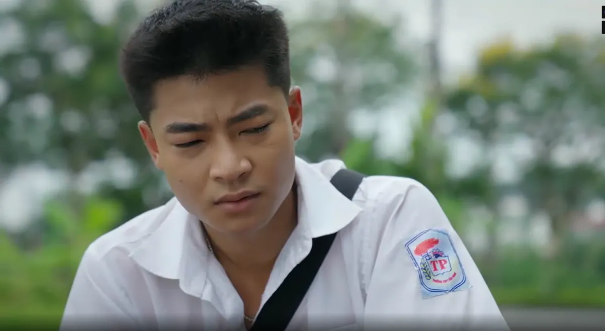 Ph&iacute;a b&ecirc;n kia th&agrave;nh phố - Tập 17: Lan trả th&ugrave; khiến Cương l&oacute;a mắt v&igrave; t&igrave;nh y&ecirc;u - Ảnh 2.