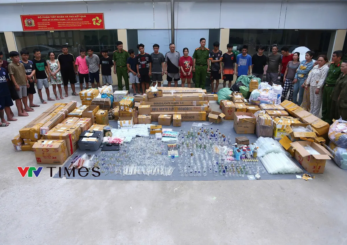 To&agrave;n cảnh chiến dịch cao điểm 45 ng&agrave;y đ&ecirc;m: Những con số biết n&oacute;i từ PC04 C&ocirc;ng an TP Hồ Ch&iacute; Minh- Ảnh 2.