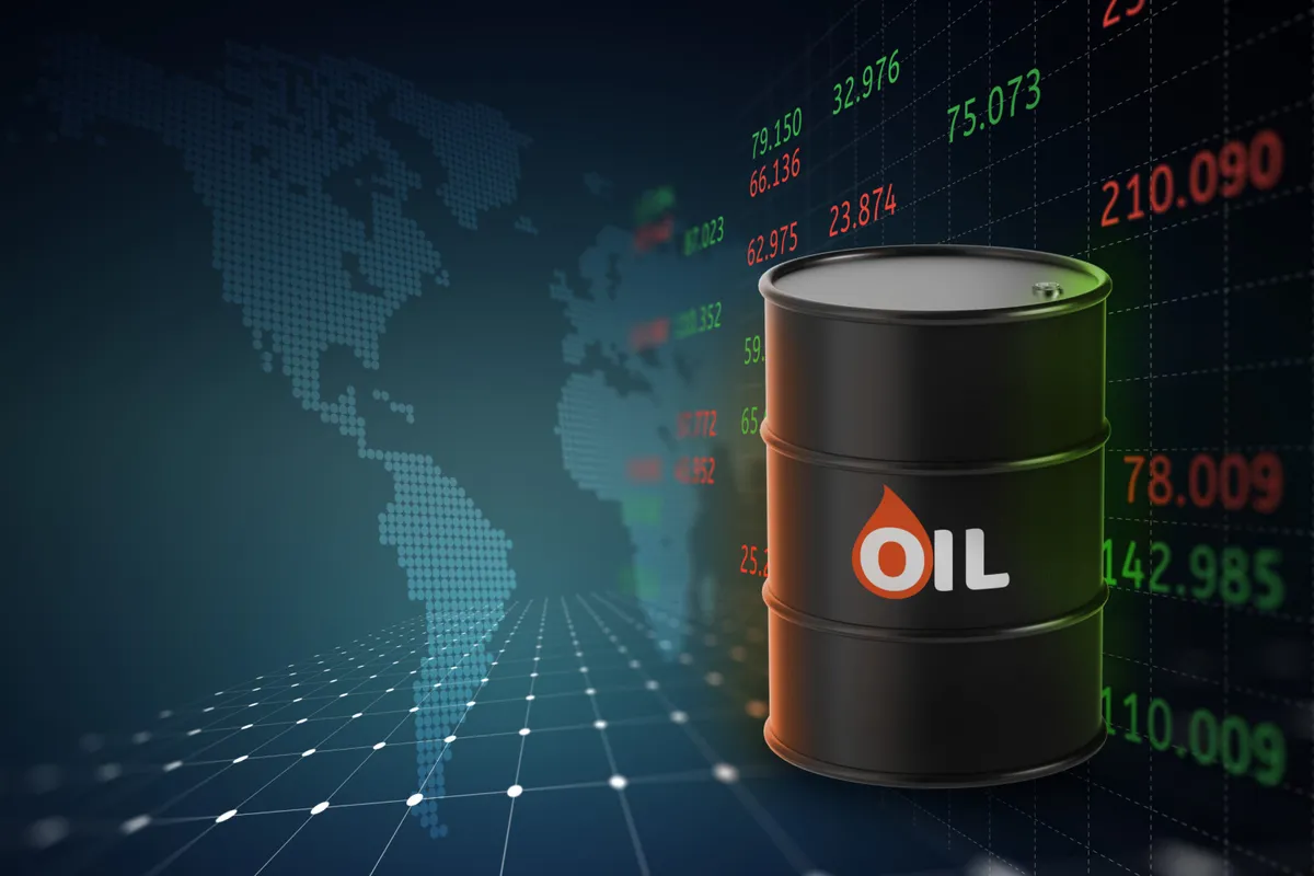 Giá dầu lao dốc sau động thái mới của Mỹ với Iran, lần đầu xuống dưới 75 USD/thùng kể từ tháng 3- Ảnh 1. Giá dầu lao dốc sau động thái mới của Mỹ với Iran, lần đầu xuống dưới 75 USD/thùng kể từ tháng 3- Ảnh 1.