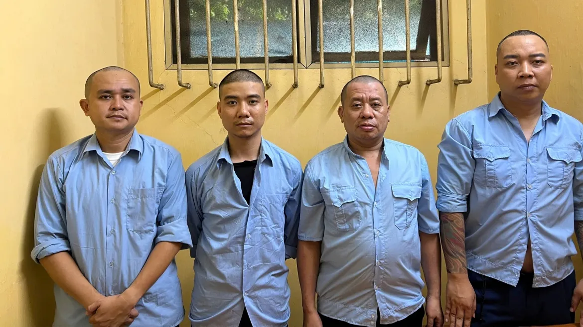 Triệt ph&aacute; đường d&acirc;y c&aacute; độ b&oacute;ng đ&aacute; qua mạng, giao dịch h&agrave;ng chục tỷ đồng- Ảnh 1.