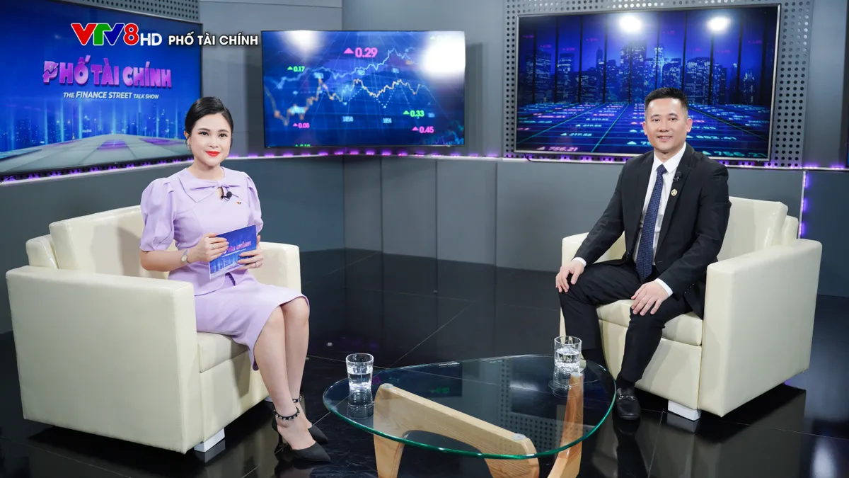 D&ograve;ng vốn to&agrave;n cầu dịch chuyển: Cơ hội n&agrave;o cho chứng kho&aacute;n Việt Nam? - Ảnh 1.