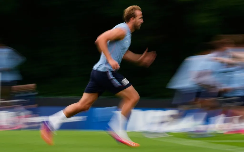 Harry Kane của đội tuyển Anh trong buổi tập ngày 22 tháng 6 tại Kansas City, Missouri. (Ảnh: AP/Charlie Riedel)