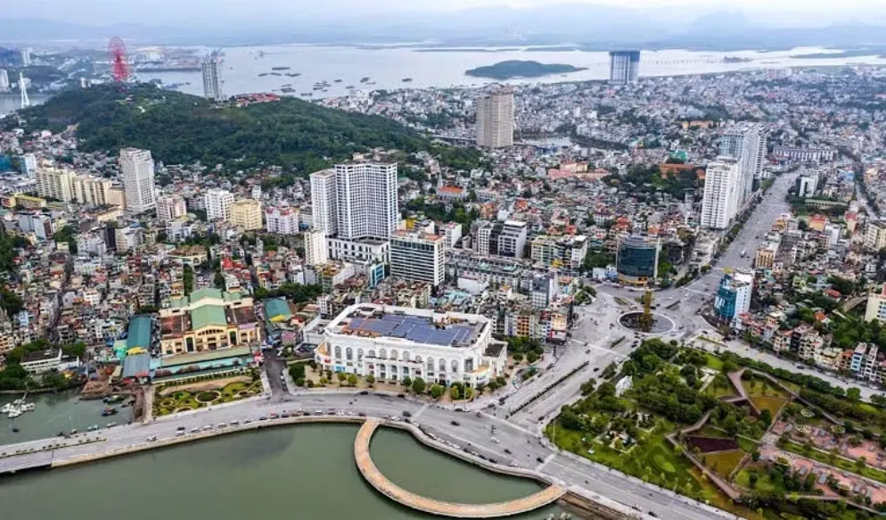 Thủ tướng Chính phủ phê duyệt Quy hoạch chung đô thị Quảng Ninh đến năm 2050 - Ảnh 1.