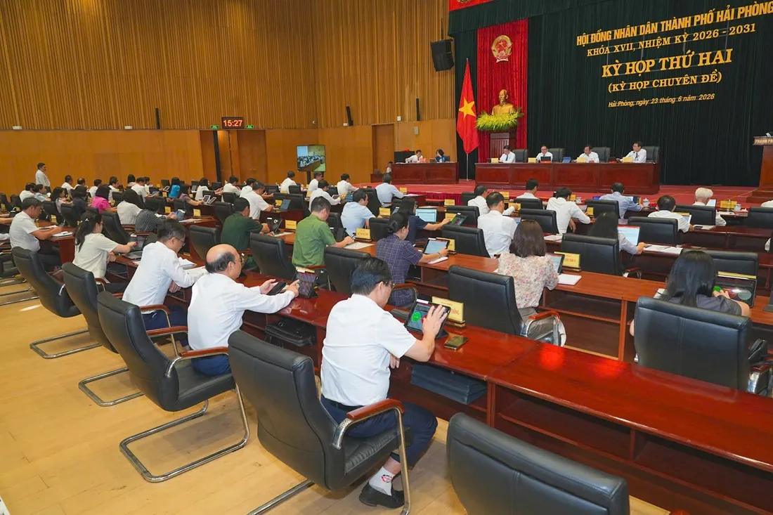 Hải Ph&ograve;ng th&ocirc;ng qua 13 nghị quyết về đầu tư c&ocirc;ng, ch&iacute;nh s&aacute;ch an sinh x&atilde; hội, đất đai- Ảnh 1.
