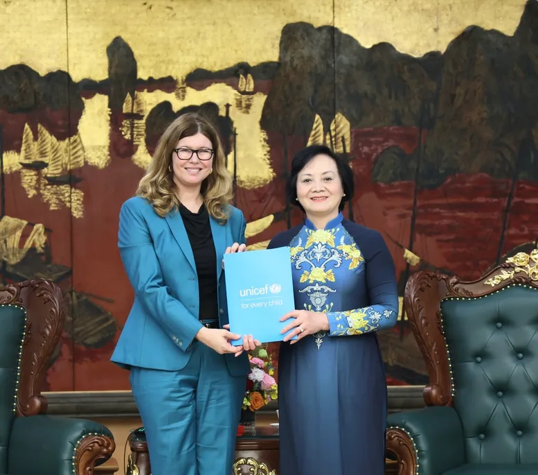 Việt Nam, UNICEF chung tay v&igrave; mọi trẻ em được bảo vệ, chăm s&oacute;c v&agrave; ph&aacute;t triển to&agrave;n diện - Ảnh 1.
