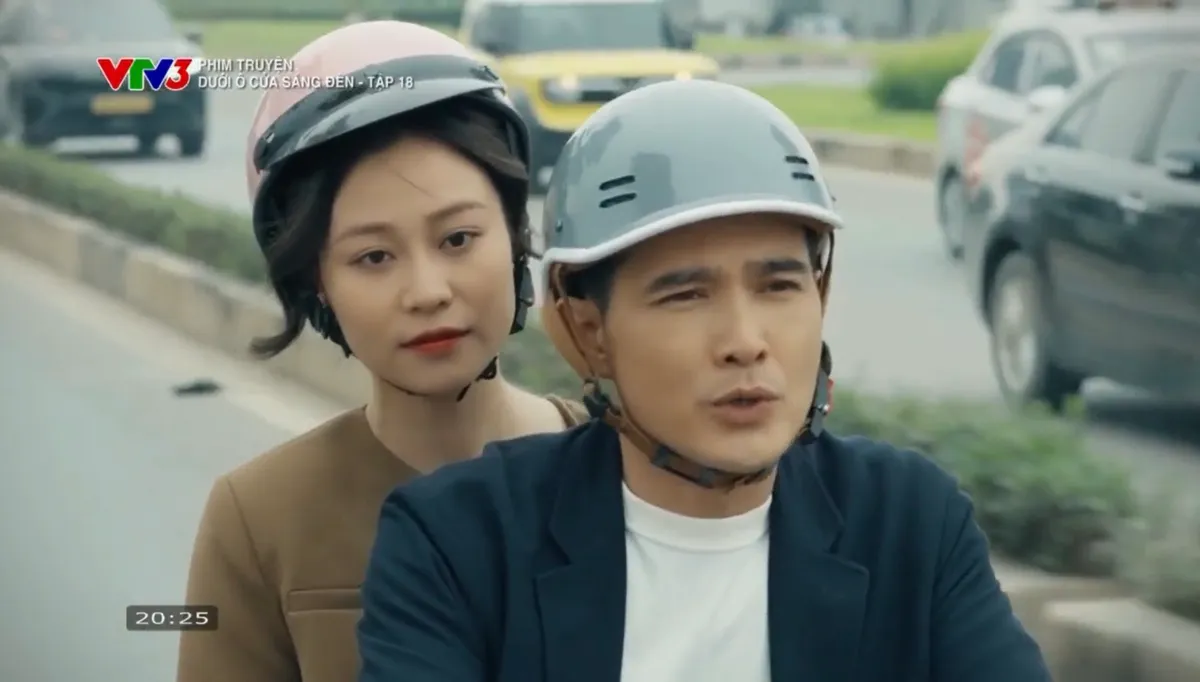 Dưới &ocirc; cửa s&aacute;ng đ&egrave;n - Tập 18: Diệu v&agrave; Dương đồng thuận ly h&ocirc;n; bạn trai V&acirc;n lấy trộm v&agrave;ng của Sinh - Ảnh 7.