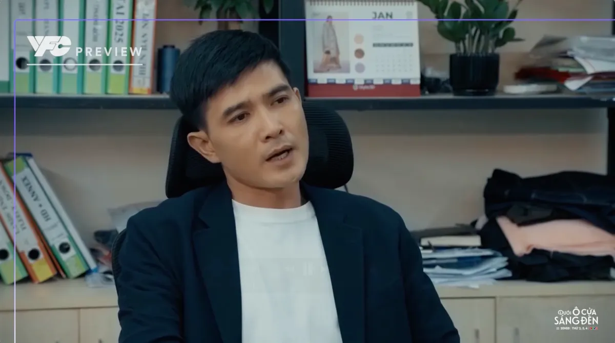 Dưới &ocirc; cửa s&aacute;ng đ&egrave;n - Tập 18: Dương kh&ocirc;ng đồng &yacute; k&yacute; đơn ly h&ocirc;n, Diệu vẫn ki&ecirc;n quyết chia tay - Ảnh 1.