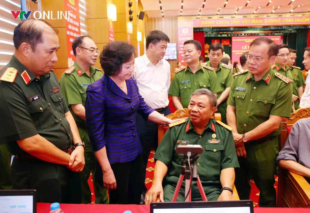 Bộ C&ocirc;ng an ph&aacute;t động cao điểm thu nhận mẫu sinh phẩm ADN th&acirc;n nh&acirc;n liệt sĩ chưa x&aacute;c định th&ocirc;ng tin tr&ecirc;n to&agrave;n quốc - Ảnh 3.