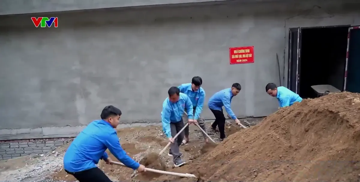 Thanh ni&ecirc;n Việt Nam khẳng định tinh thần tr&aacute;ch nhiệm qua hoạt động t&igrave;nh nguyện - Ảnh 2.