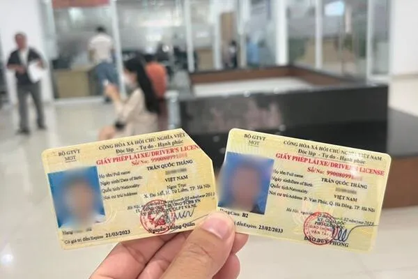 Giảm một nửa thời gian cấp, đổi giấy ph&eacute;p l&aacute;i xe: Người d&acirc;n hưởng lợi từ cải c&aacute;ch thủ tục h&agrave;nh ch&iacute;nh- Ảnh 1.