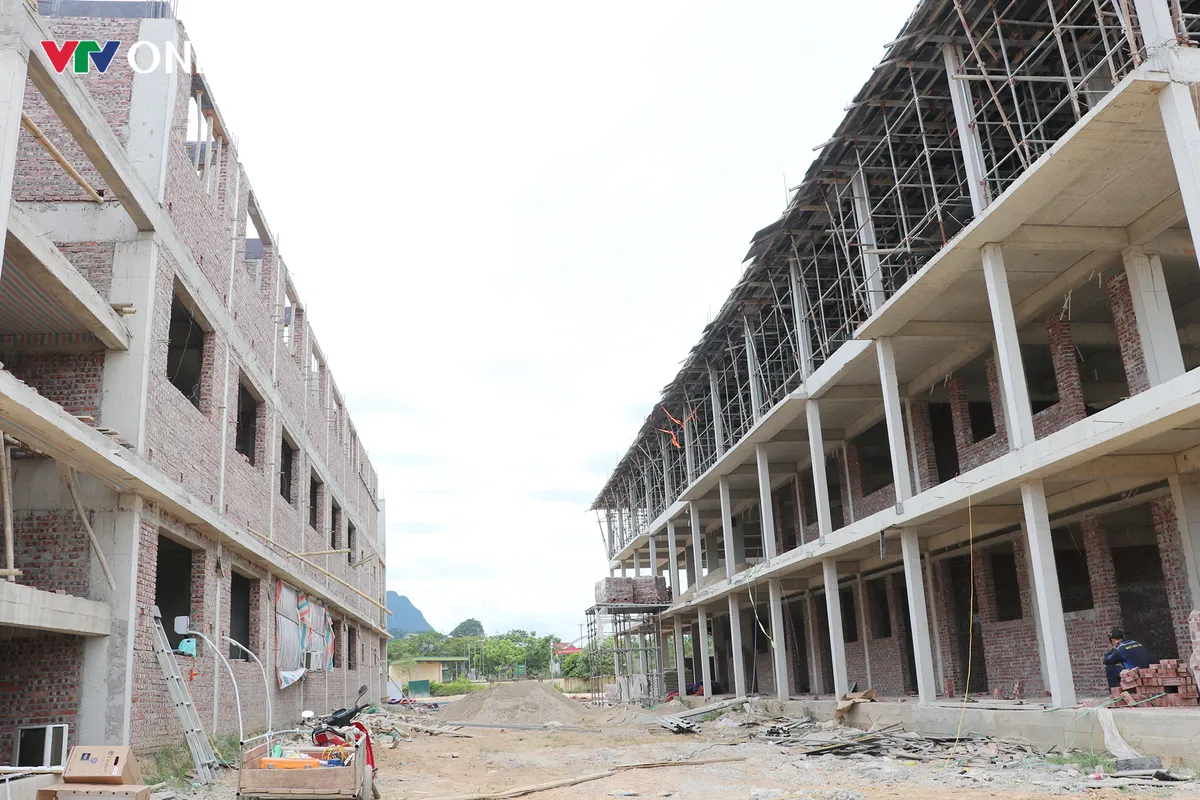 Nghệ An: Đẩy nhanh tiến độ, tăng tốc x&acirc;y trường nội tr&uacute; li&ecirc;n cấp v&ugrave;ng bi&ecirc;n giới - Ảnh 2.