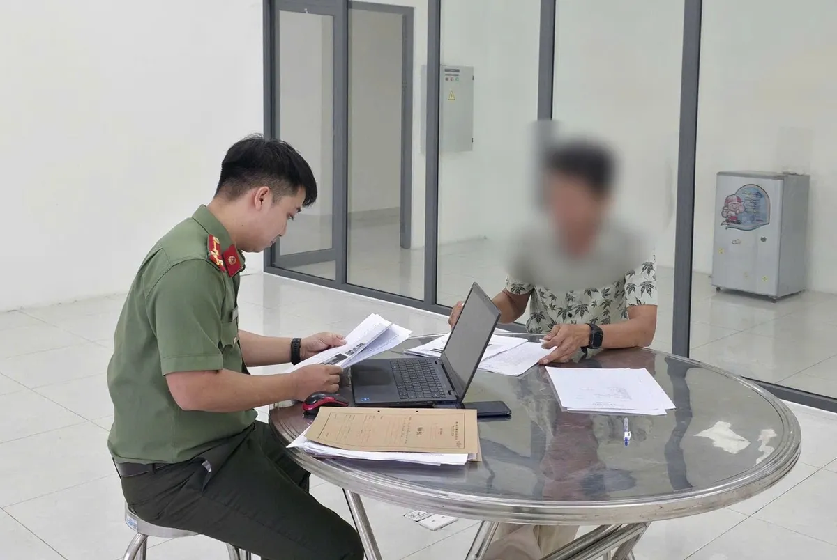 Đ&agrave; Nẵng x&aacute;c minh, xử l&yacute; gần 100 người tương t&aacute;c tr&ecirc;n c&aacute;c trang mạng phản động - Ảnh 4.