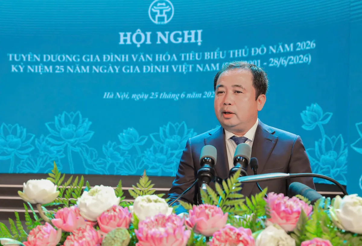 B&iacute; thư Th&agrave;nh ủy H&agrave; Nội: Mỗi gia đ&igrave;nh văn h&oacute;a l&agrave; một &ldquo;tế b&agrave;o l&agrave;nh mạnh&rdquo; của x&atilde; hội - Ảnh 1.
