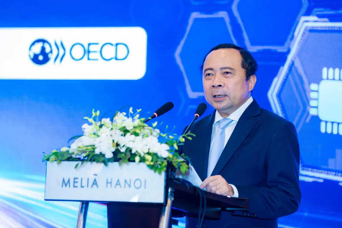 Việt Nam đứng trước cơ hội chuyển đổi vị thế trong chuỗi gi&aacute; trị c&ocirc;ng nghệ to&agrave;n cầu - Ảnh 2.