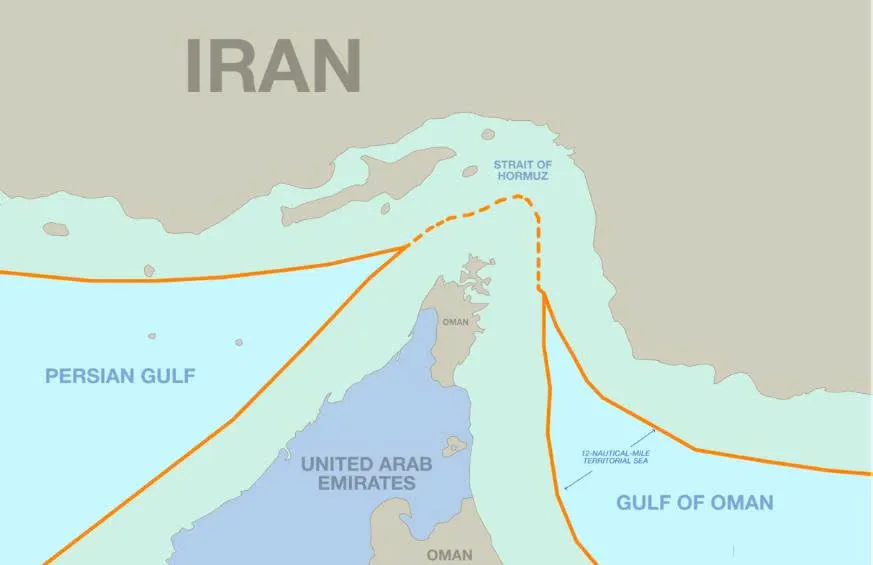 Tạm dừng sơ t&aacute;n t&agrave;u thuyền qua eo biển Hormuz sau vụ tấn c&ocirc;ng t&agrave;u h&agrave;ng- Ảnh 1.