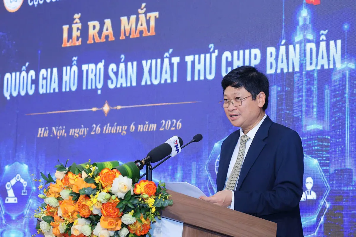 Việt Nam ra mắt Trung t&acirc;m quốc gia hỗ trợ sản xuất thử chip b&aacute;n dẫn đầu ti&ecirc;n - Ảnh 3.