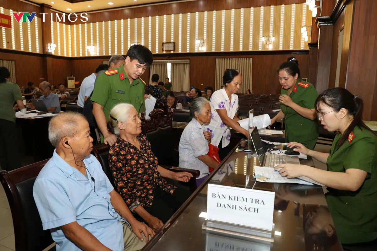 Ninh B&igrave;nh: Đẩy nhanh x&acirc;y dựng cơ sở dữ liệu ADN th&acirc;n nh&acirc;n liệt sĩ - Ảnh 6.