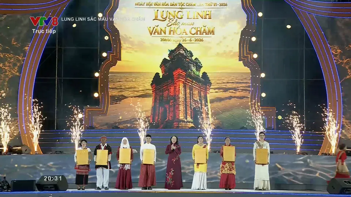 Lung linh sắc m&agrave;u văn h&oacute;a Chăm: Khi di sản trở th&agrave;nh nhịp cầu kết nối tương lai- Ảnh 10.