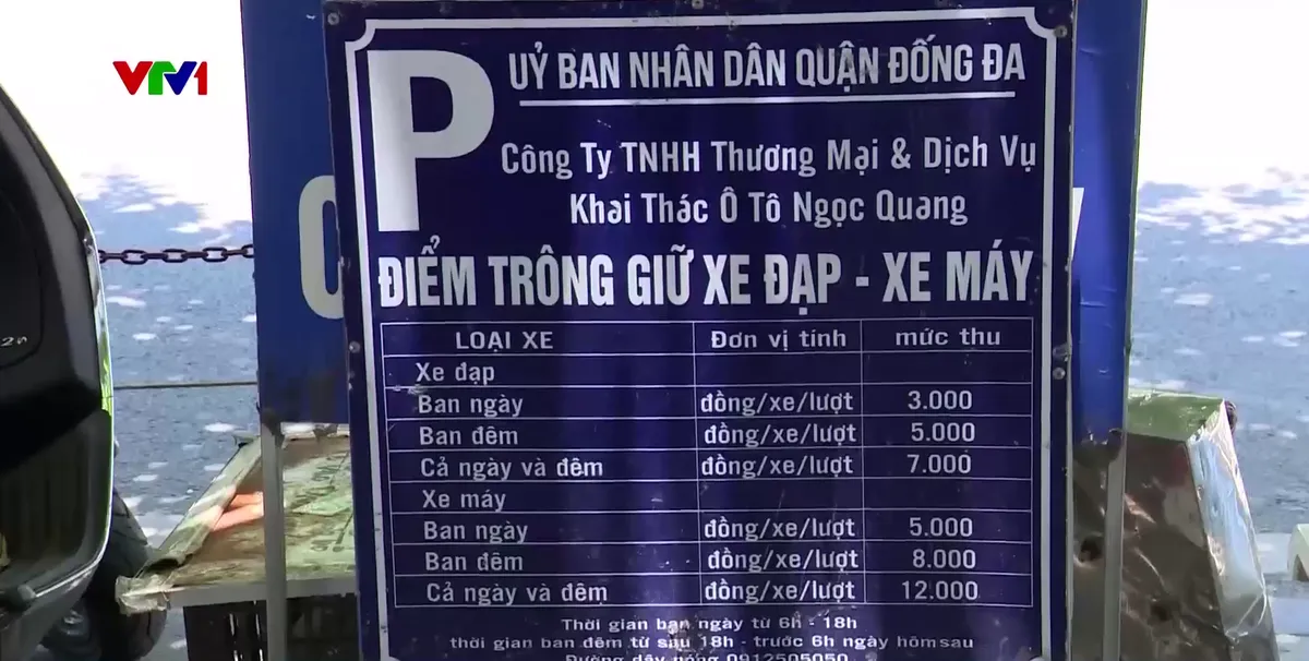 Dừng hoạt động điểm tr&ocirc;ng giữ xe tr&aacute;i ph&eacute;p khu vực ga C&aacute;t Linh - Ảnh 1.