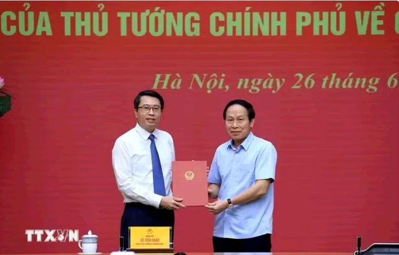 Thủ tướng bổ nhiệm ông Trần Anh Tiến giữ chức Phó Chủ nhiệm Văn phòng Chính phủ - Ảnh 1.