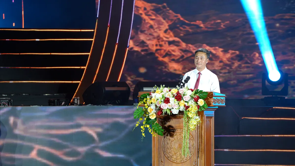 Lung linh đ&ecirc;m khai mạc Ng&agrave;y hội Văn h&oacute;a d&acirc;n tộc Chăm 2026 - Ảnh 2.