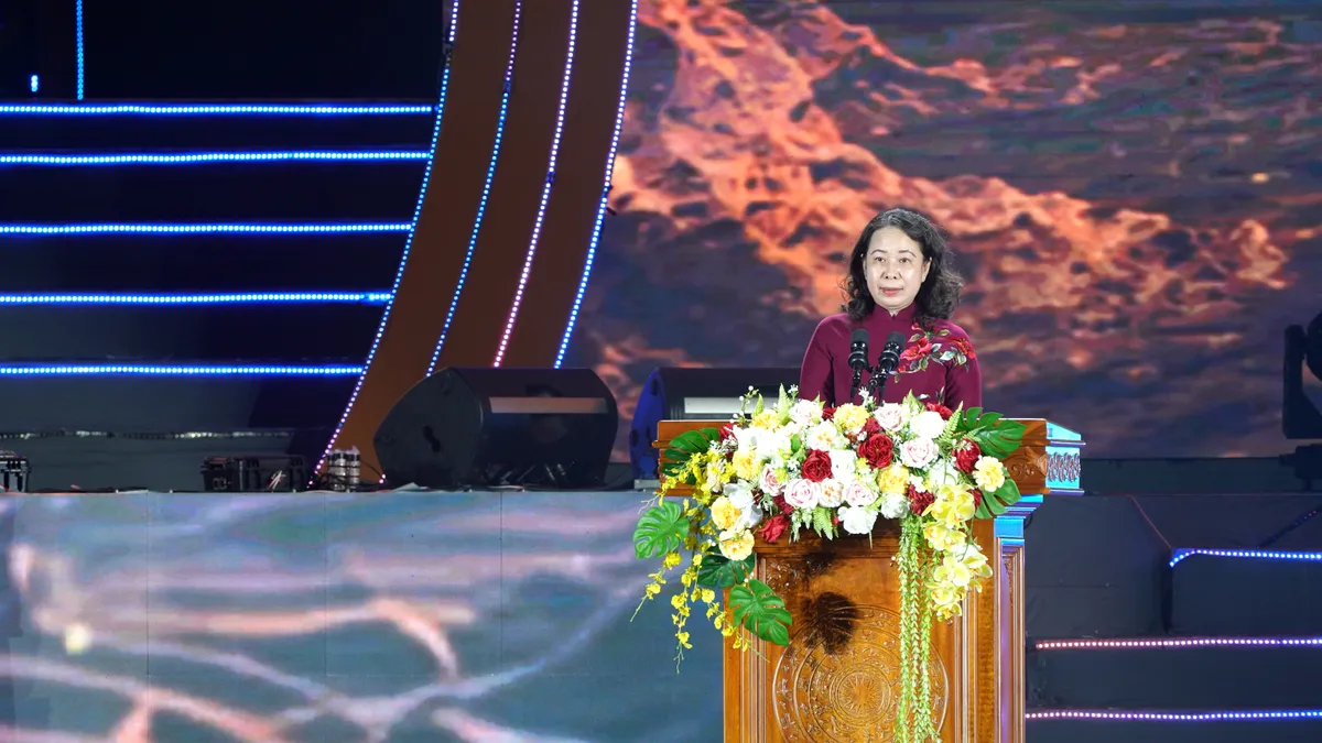 Lung linh đ&ecirc;m khai mạc Ng&agrave;y hội Văn h&oacute;a d&acirc;n tộc Chăm 2026 - Ảnh 1.