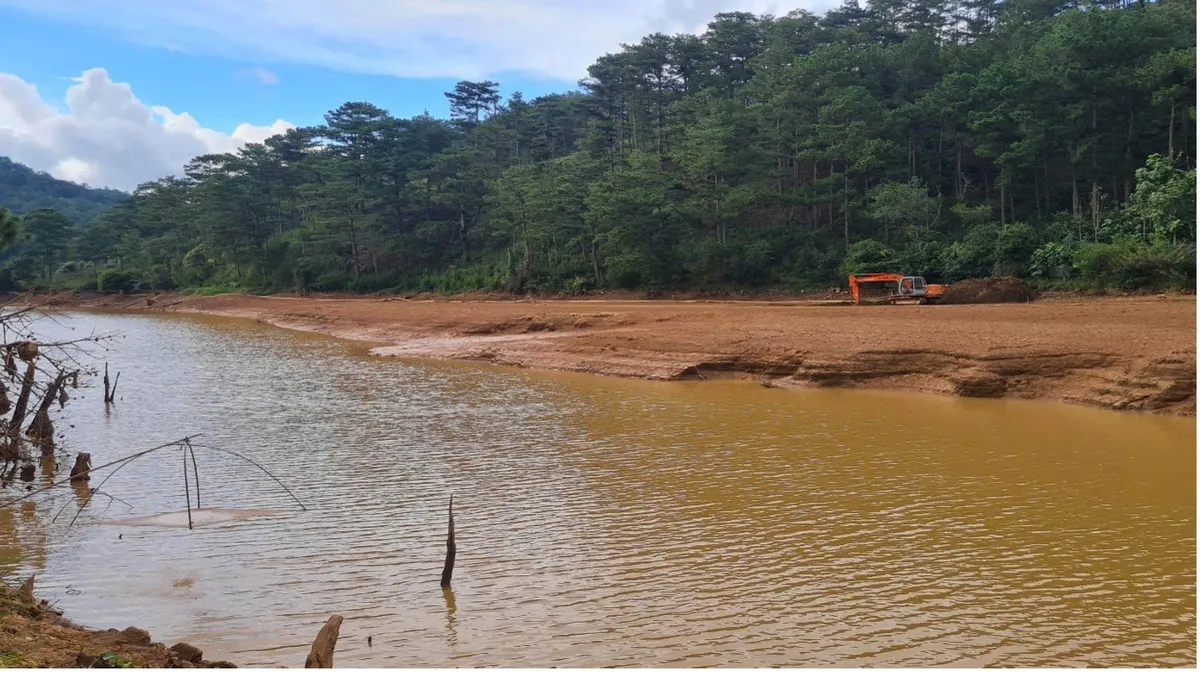 Xử l&yacute; người đ&agrave;n &ocirc;ng đ&agrave;o ao kh&ocirc;ng ph&eacute;p trong Khu du lịch quốc gia Đankia - Suối V&agrave;ng - Ảnh 3.