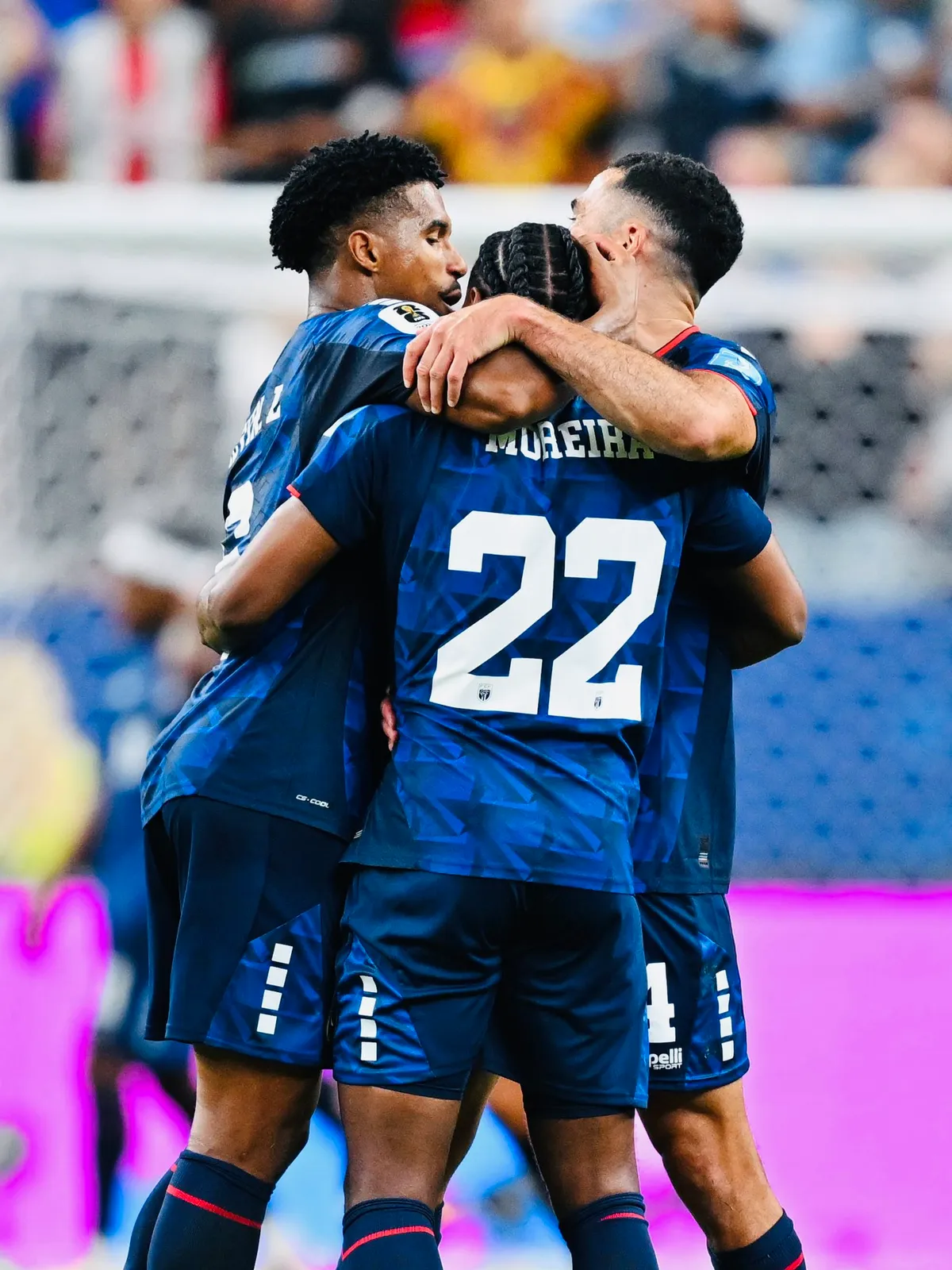 Cape Verde viết n&ecirc;n lịch sử, gi&agrave;nh v&eacute; v&agrave;o v&ograve;ng 1/16 World Cup 2026- Ảnh 1.