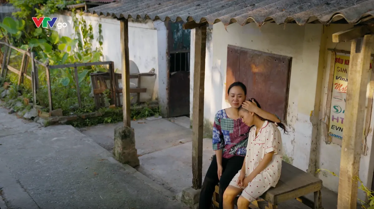 Ph&iacute;a b&ecirc;n kia th&agrave;nh phố - Tập 21: Cương kh&ocirc;ng ngừng tự tr&aacute;ch, b&agrave; Xu&acirc;n một mực khước từ người chị em th&acirc;n thiết - Ảnh 6.